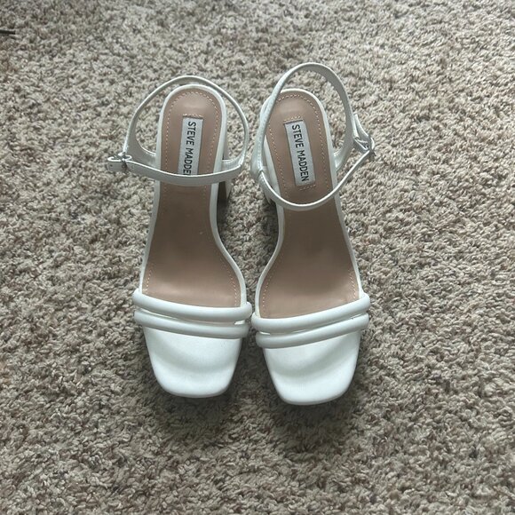 Lofty Bone Leather Steve Madden Heeled Sandals - Picture 1 of 4
